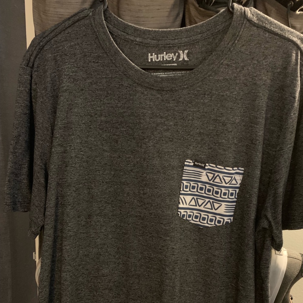 Hurley tribal design pocket tee